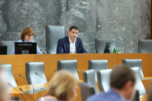 Ustavno sodišče zavrglo pritožbo Svobode zoper izvolitev Stevanovića za predsednika DZ-ja