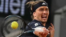 Tennis: Alexander Zverev steht bei French Open im Achtelfinale