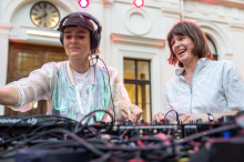 La Strada : Uni Vibes: Uni Graz feierte zwischen Wissenschaft und Kunst