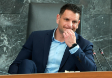 Stevanović ob referendumski zahtevi za intervencijski zakon 