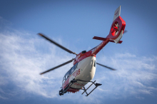 Moped und Motorrad: Zwei Schwerverletzte nach Verkehrsunfall in Kärnten