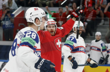 Prvi polfinale: Švica - Norveška 4:0 (druga tretjina)