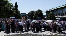 Zbog ugroženih ptica prosvjed u Beogradu: Politički plakat SNS-a im blokira pristup gnijezdima