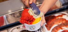 Statt »Vanille« muss es heute mindestens »Mango-Limette-Chili« sein. Brauchen wir wirklich immer neue Eissorten?