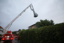 Heftige Böen : Sturm deckte Dächer ab: Feuerwehren im Murtal gefordert