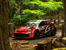 Elfyn Evans suvereno do druge zmage sezone, na naslov prvaka si še ne upa pomisliti