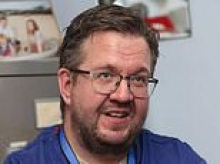 Former NHS surgeon who amputated his own legs for sick sexual fantasy is struck off