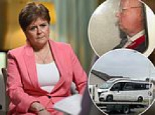 STEPHEN DAISLEY'S SKETCH: Saint Nicola of the Invisible Camper Van emoted about her agonies like a martyr
