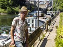 Houseboat owners living rent free in Bath beauty spot are ordered to leave by council bosses because they are a 'hazard' and 'ruin the view'