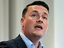 Now Wes Streeting says he would issue licences to drill again in North Sea