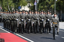 Vojska Srbije nudi ono što mnogi traže: Besplatno školovanje, platu i posao posle diplome - otvoren drugi upisni rok za vojne škole