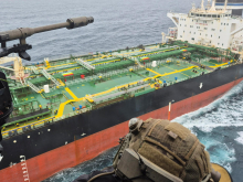 Francoske sile zasegle ruski tanker. Kremelj potezo označuje za nezakonito.