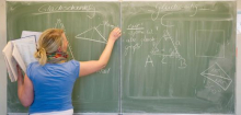 Schulunterricht: Mit fröhlichen Lehrern zu besseren Leistungen