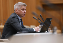 Hajdinjak potrjen: Mir v svetu ni več samoumeven, sem zagovornik članstva v Natu in EU-ju