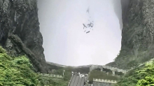 Touristen-Hotspot: Plötzlicher Felssturz am „Himmelstor“ – Video zeigt Schockmoment