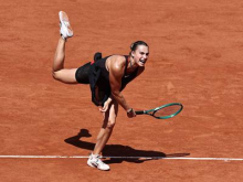 Sabalenka brez oddanega niza v četrtfinale, Veronika Erjavec se poslavlja