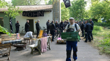 Nach Räumung besetztes Haus: Hausbesetzer-Protest hält an - Behörde: Extremisten dabei