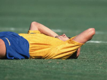Nogomet izgubil smisel, avtogol plačal z življenjem