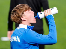 Čudežni deček slovenskega nogometa navdušil s svojim prvim nastopom