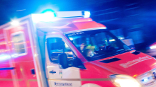 Tödlicher Unfall: Motorradfahrer stößt mit Kehrmaschine zusammen und stirbt