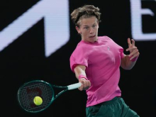 Šeško lovi četrtfinale, Italijani napadajo polfinale