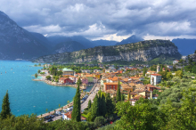 Familienvater (35) stirbt nach Restaurantbesuch am Gardasee