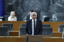DZ bo potrjeval četrto Janševo ministrsko ekipo
