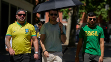 Fußball-WM: Trotz Hitze: FIFA verbietet leere Wasserflaschen in Stadien