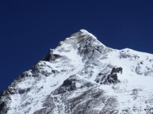 Na Everest se je povzpelo rekordno število alpinistov