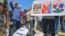 Hunderte Menschen protestieren in Libyen gegen Migranten und Flüchtlinge