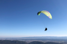 Mariazell: Paragleiter stürzte 200 Meter senkrecht in die Tiefe und blieb unverletzt