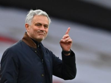 Real Madrid bo moral za Joseja Mourinha plačati 15 milijonov