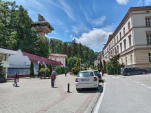 POČELA SEZONA U RIBARSKOJ BANJI: Otvoreni bazeni, SRC “Samar” i etno restoran u Srndalju