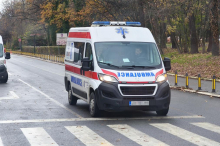 TEŠKA NESREĆA U BEOGRADU: Tinejdžer (16) u teškom stanju nakon sudara motora i automobila