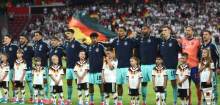 Fußball-WM 2026: Ersatzspieler sollen beim Abspielen der Hymne mit auf den Platz