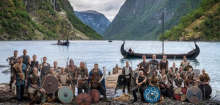 Fußball-WM 2026: Norwegen stellt sein Mannschaftsfoto im Wikinger-Design vor