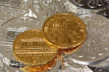 Risiko weiterer Kursverluste: Gold, Silber, Bitcoin: Was die Kurse derzeit nach unten drückt