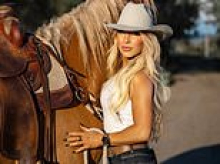 Glamorous bleached-blonde real estate influencer deletes herself from the internet after revealing what she REALLY thinks about Indians in Montana