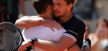French Open: Alexander Zverev zieht ins Finale ein, Jakub Mensik scheidet aus
