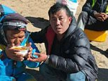 Sherpa stranded on Everest for six days survived by chewing on ice and eating chocolates he found in his pocket