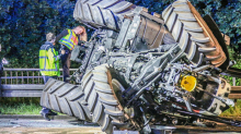 Kreis Rottweil: Auto fährt auf - Traktorfahrer stirbt bei Unfall