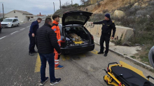 Karlo spašava kad Hitna ne može: 'Pacijenta sam zbog bure vozio u gepeku preko mosta!'