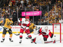 Vegas v drugem podaljšku do zmage in vodstva v finalni seriji