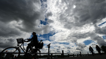 Wetteraussichten: Wolken und Regenschauer halten sich weiter hartnäckig
