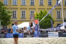 Der Grazer Freiheitsplatz wurde zur Footvolley-Arena