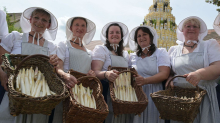 Spargelzeit: Rund 64.000 Besucher bei Spargelfest in Beelitz