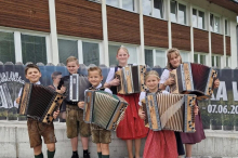 Achtjähriger ist vierfacher Staatsmeister auf der Steirischen Harmonika