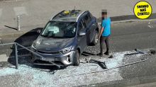 Autom se zaletio na tramvajsku stanicu u Zagrebu: 'Stakla ima po cesti, a ograda je iščupana...'