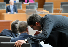 Pred opozicijo Janševa ponudba partnerstva za razvoj. Kdo se bo pridružil?