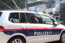 Alkotest verweigert: Pkw landete nach Überschlag im Bachbett 